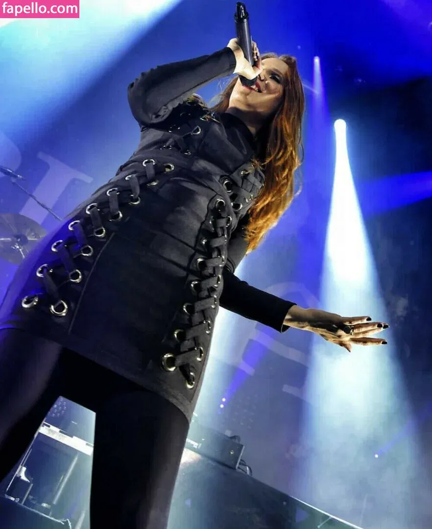 WomenMetal Onlyfans Photo Gallery 