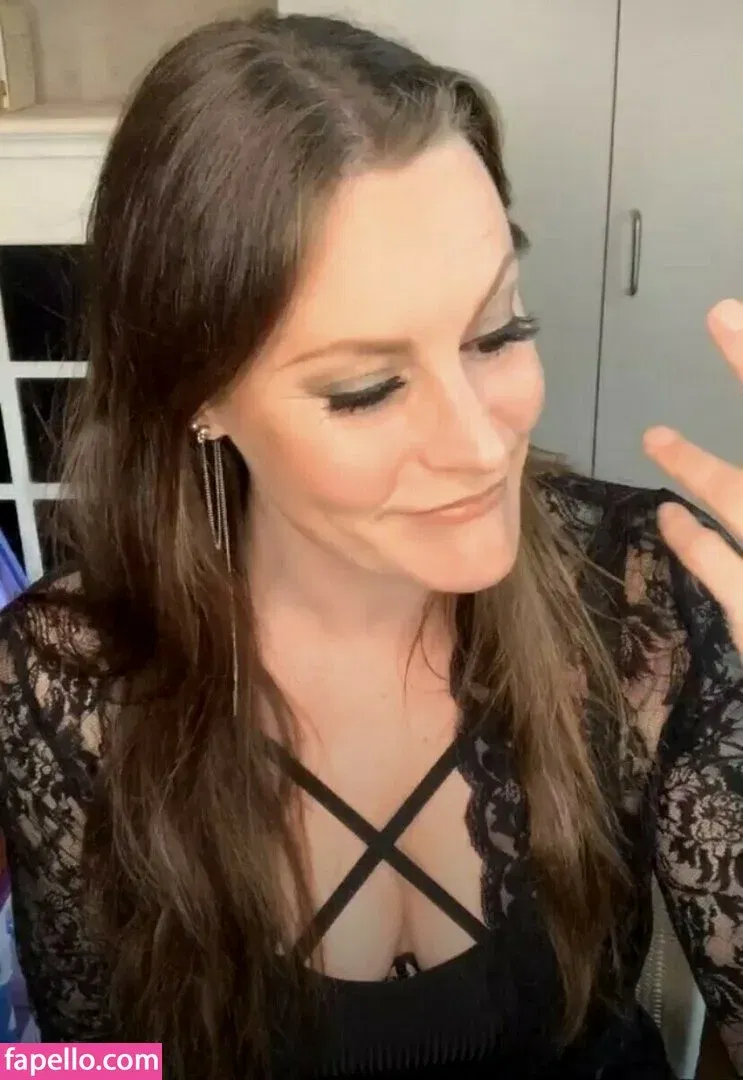 WomenMetal Onlyfans Photo Gallery 