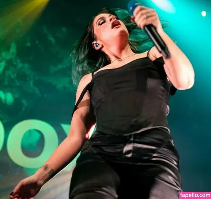 WomenMetal Onlyfans Photo Gallery 