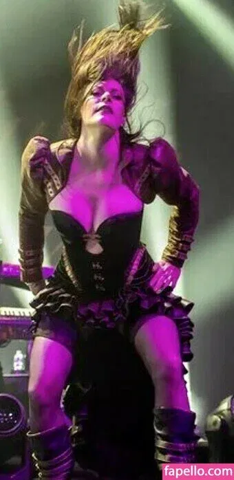 WomenMetal Onlyfans Photo Gallery 