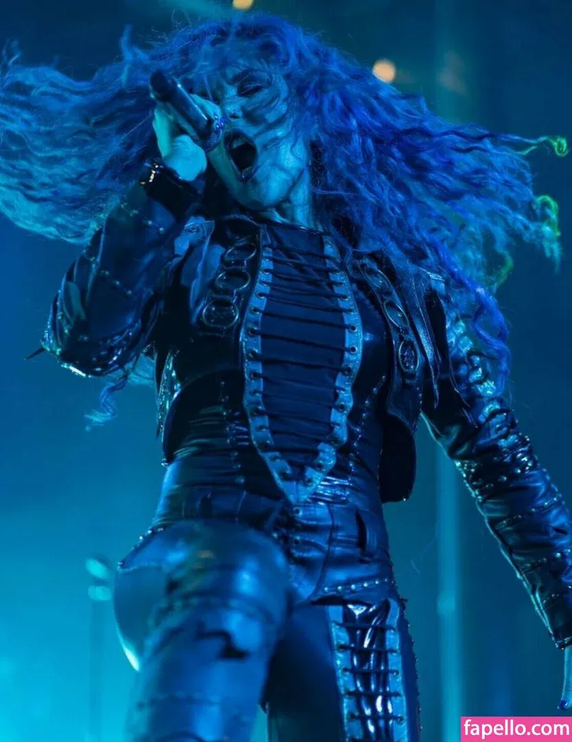 WomenMetal Onlyfans Photo Gallery 