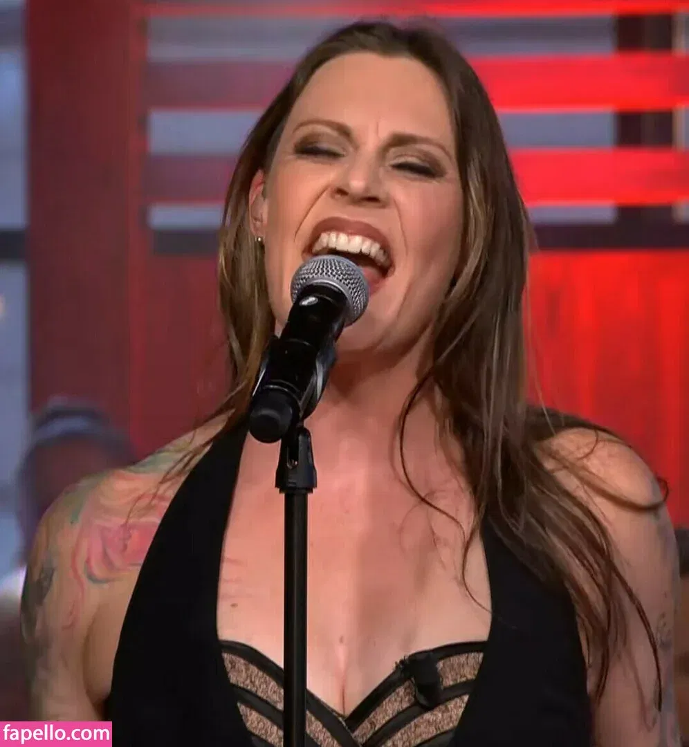 WomenMetal Onlyfans Photo Gallery 