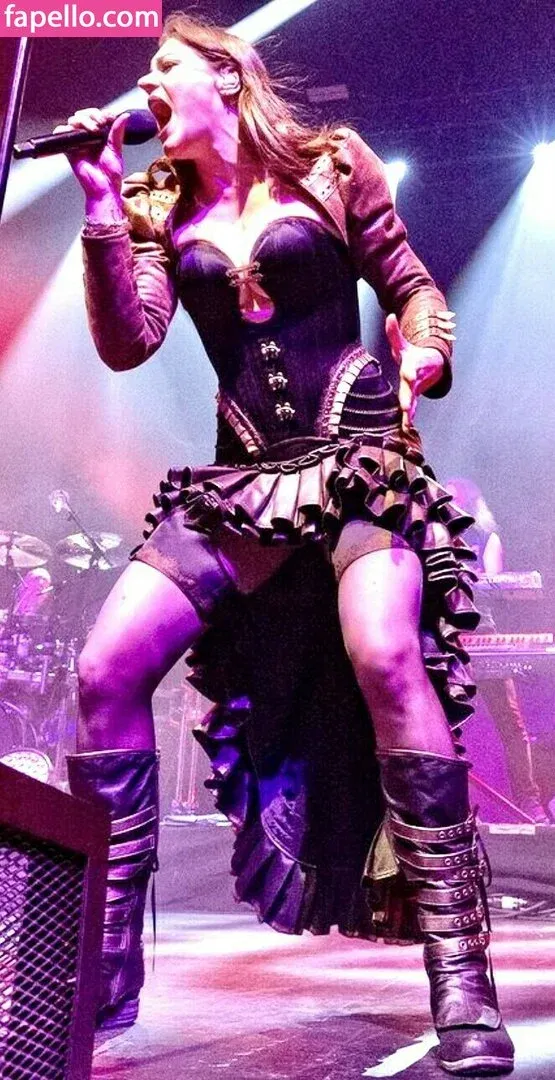 WomenMetal Onlyfans Photo Gallery 