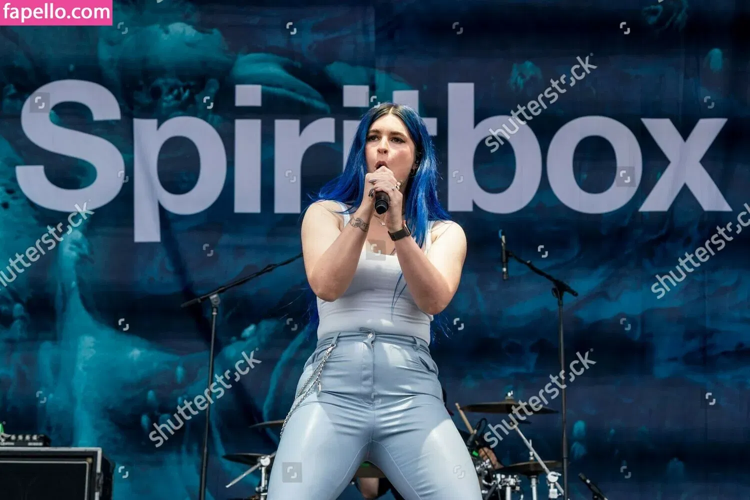 WomenMetal Onlyfans Photo Gallery 