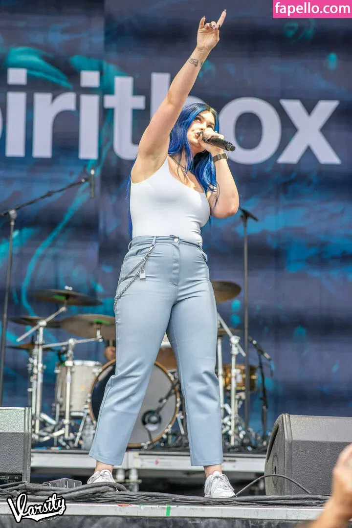 WomenMetal Onlyfans Photo Gallery 