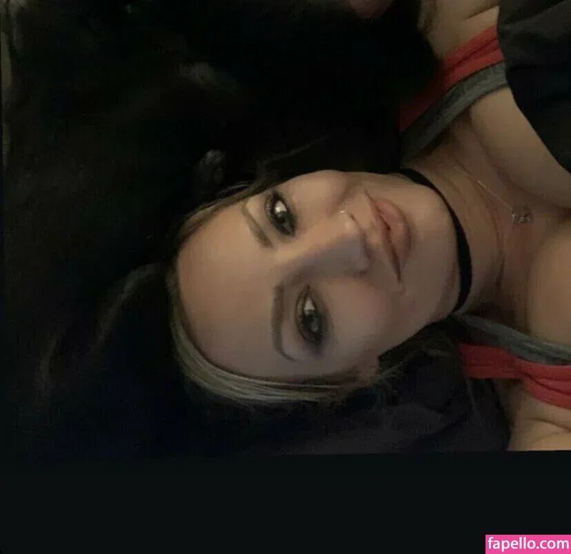 WomenMetal Onlyfans Photo Gallery 