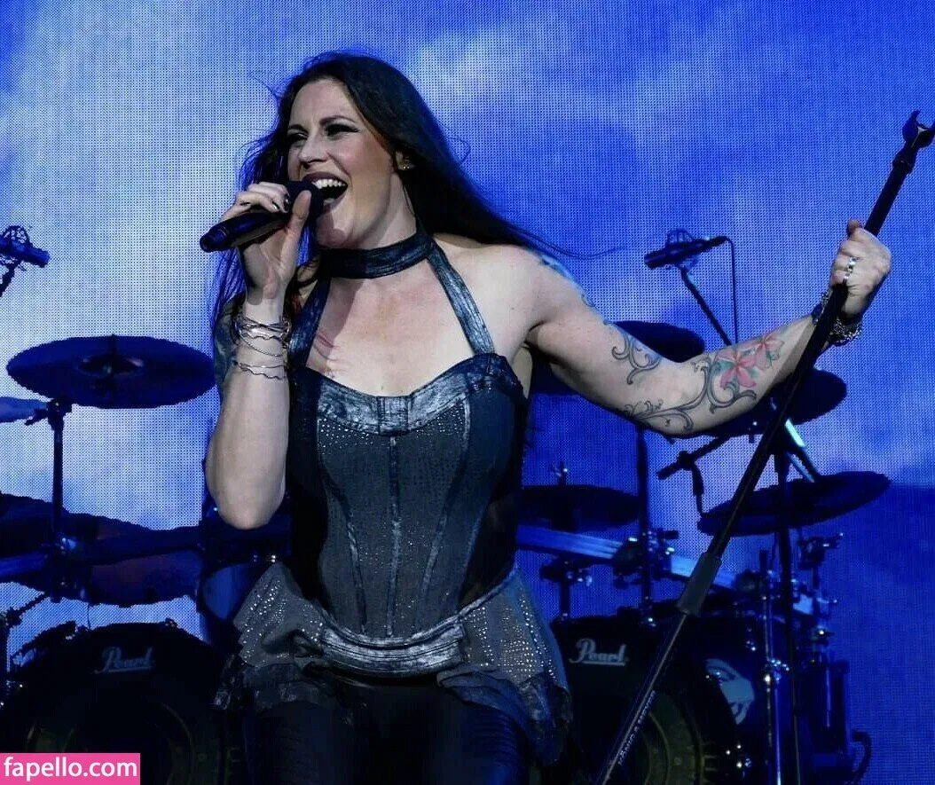 WomenMetal Onlyfans Photo Gallery 