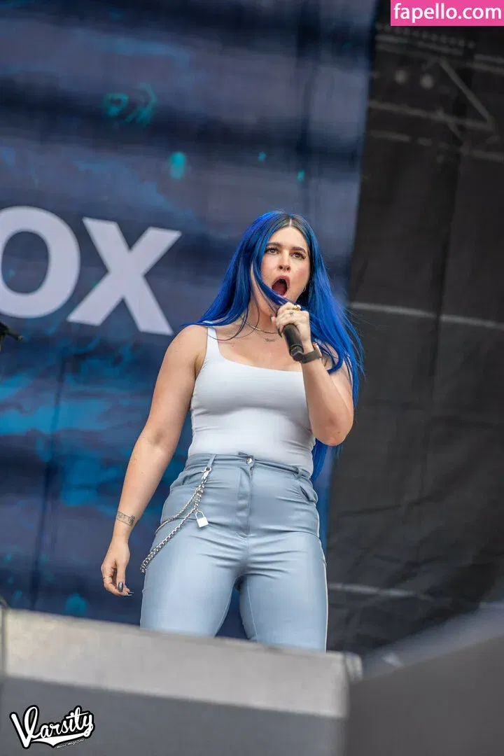 WomenMetal Onlyfans Photo Gallery 