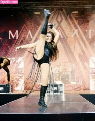 WomenMetal Onlyfans Photo Gallery 