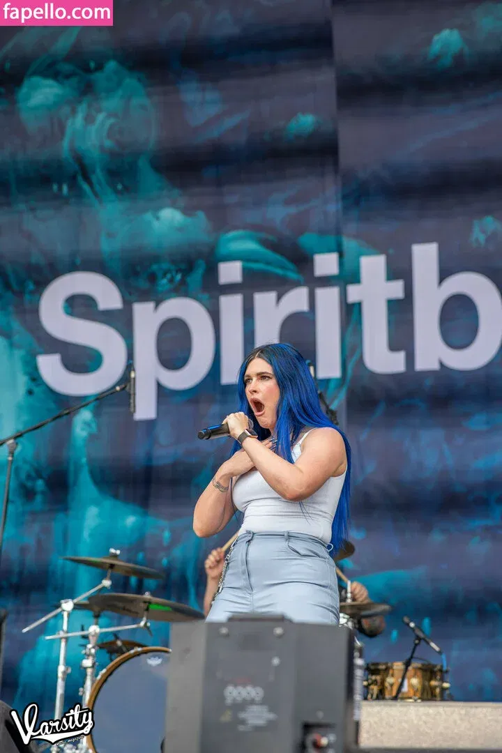 WomenMetal Onlyfans Photo Gallery 