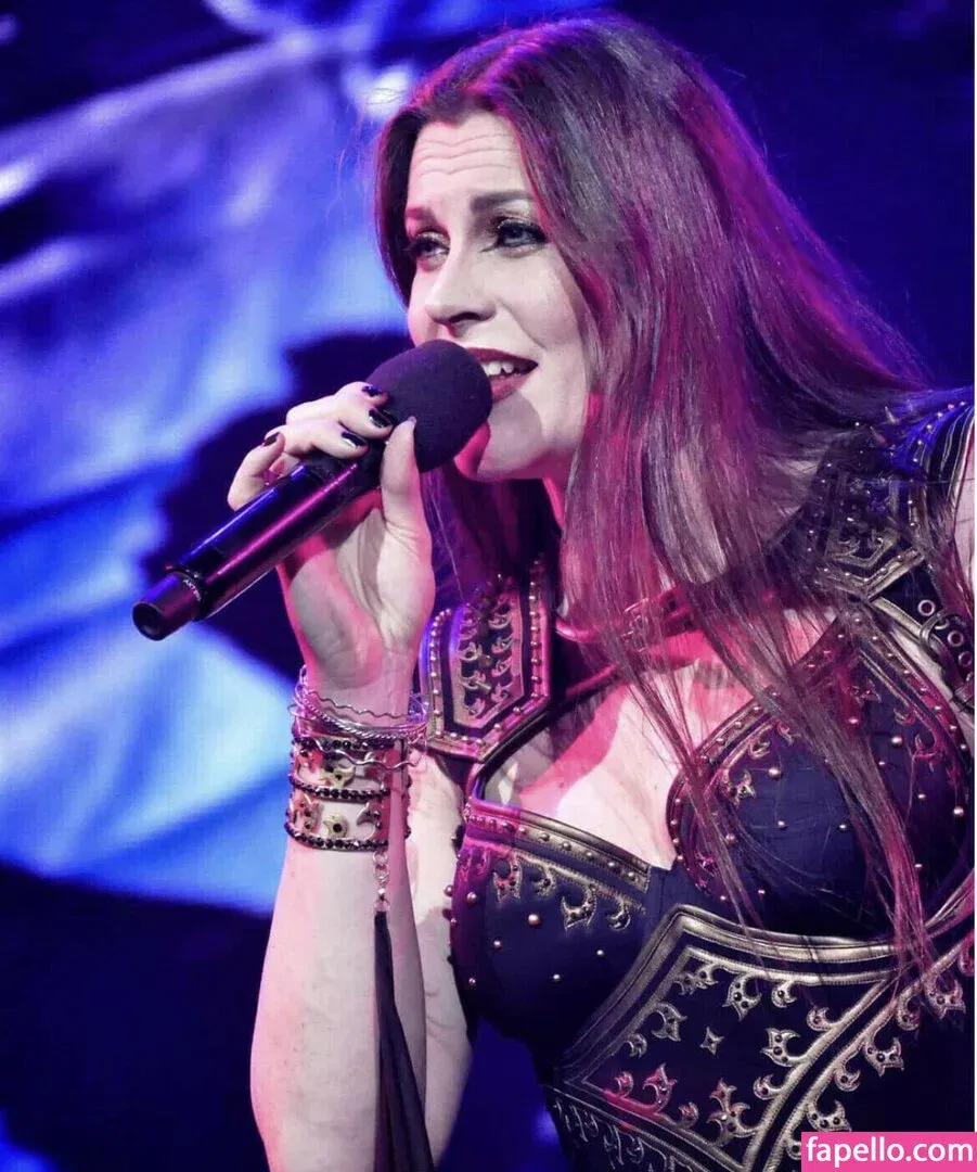 WomenMetal Onlyfans Photo Gallery 