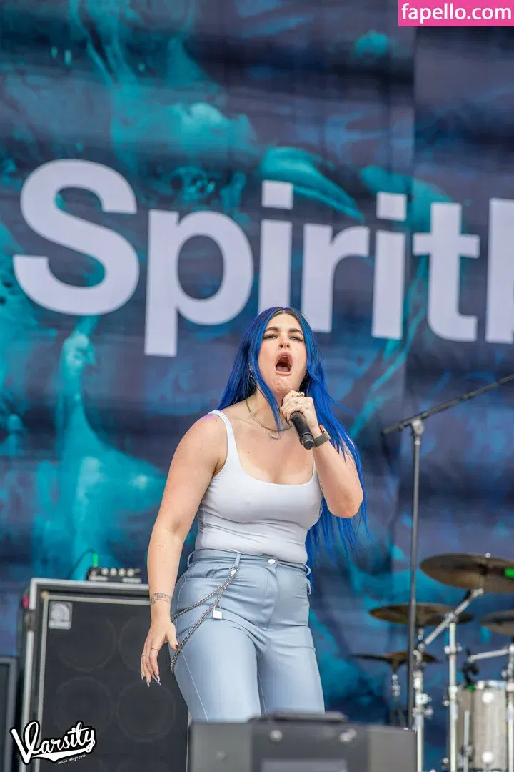 WomenMetal Onlyfans Photo Gallery 