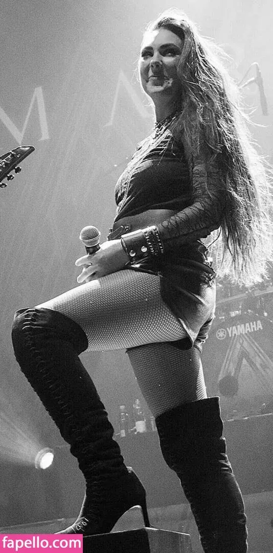 WomenMetal Onlyfans Photo Gallery 