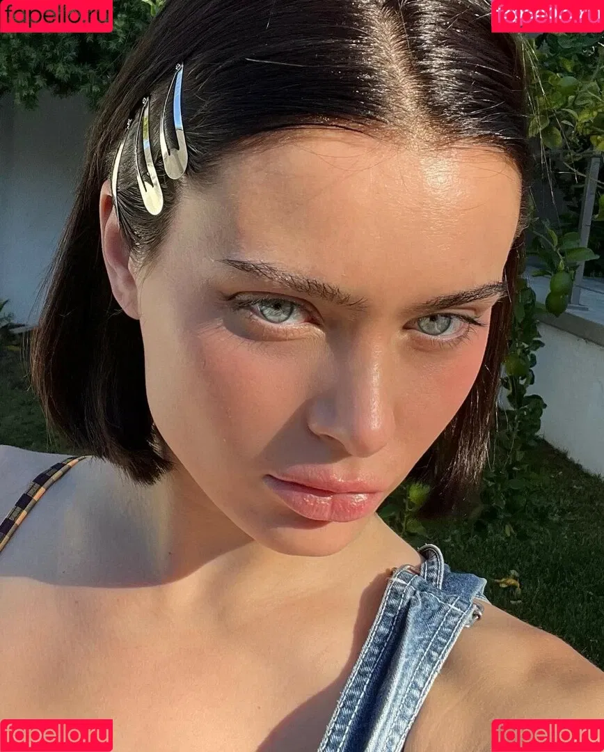 Lana Rhoades Onlyfans Photo Gallery 