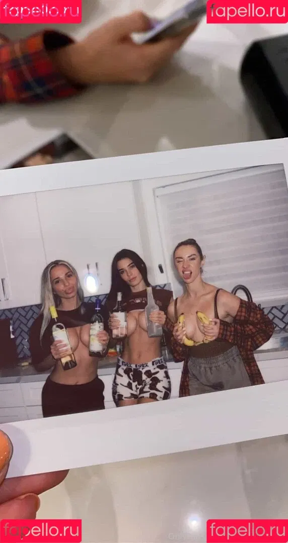 Lana Rhoades Onlyfans Photo Gallery 