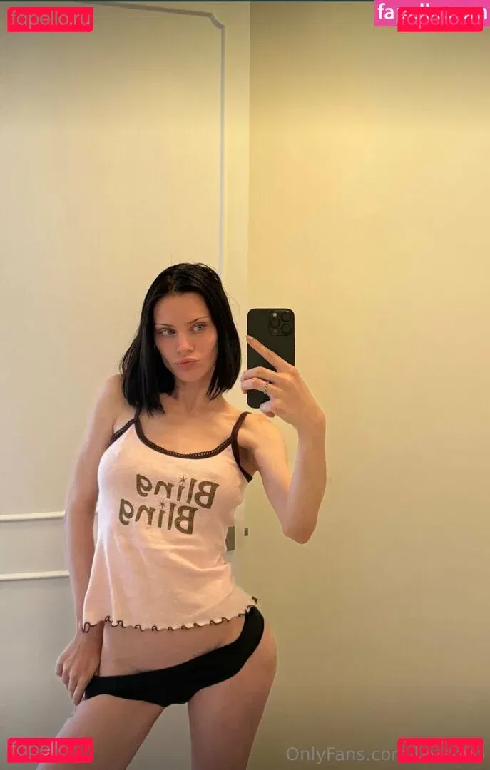 Lana Rhoades Onlyfans Photo Gallery 