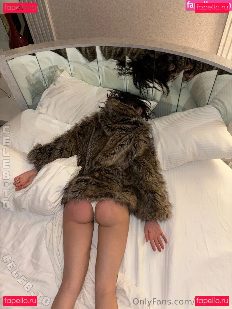 Lana Rhoades Onlyfans Photo Gallery 