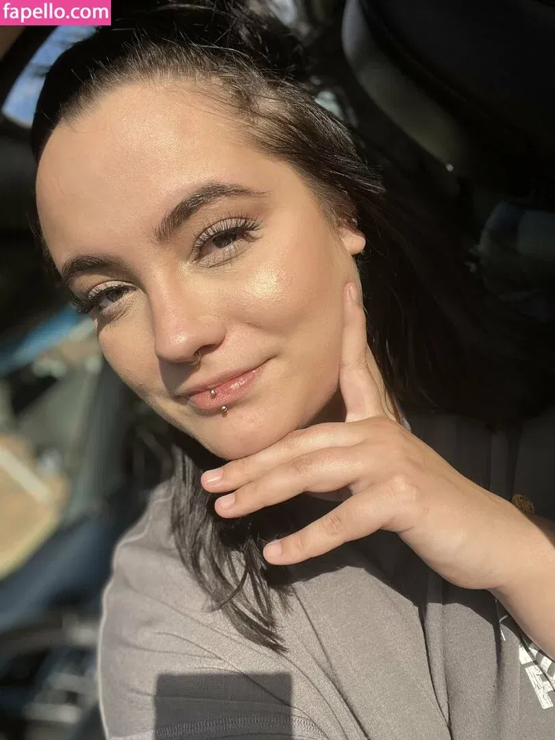 HornyThickKitten Onlyfans Photo Gallery 