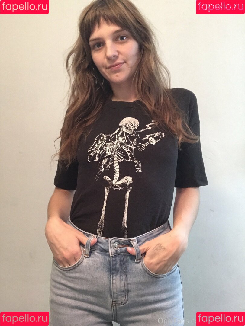 parisbush Onlyfans Photo Gallery 