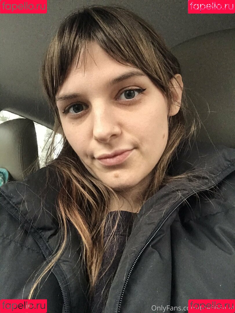 parisbush Onlyfans Photo Gallery 