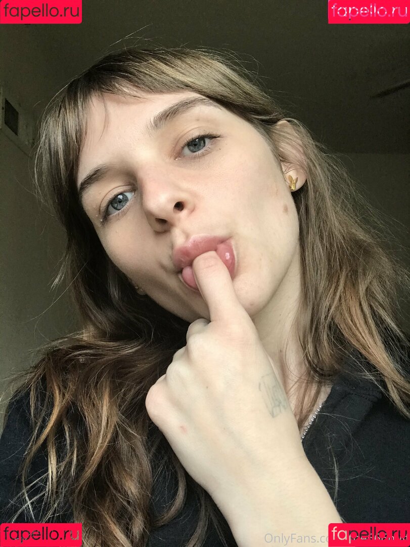 parisbush Onlyfans Photo Gallery 