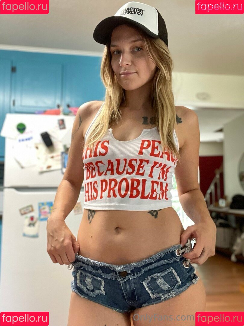 parisbush Onlyfans Photo Gallery 