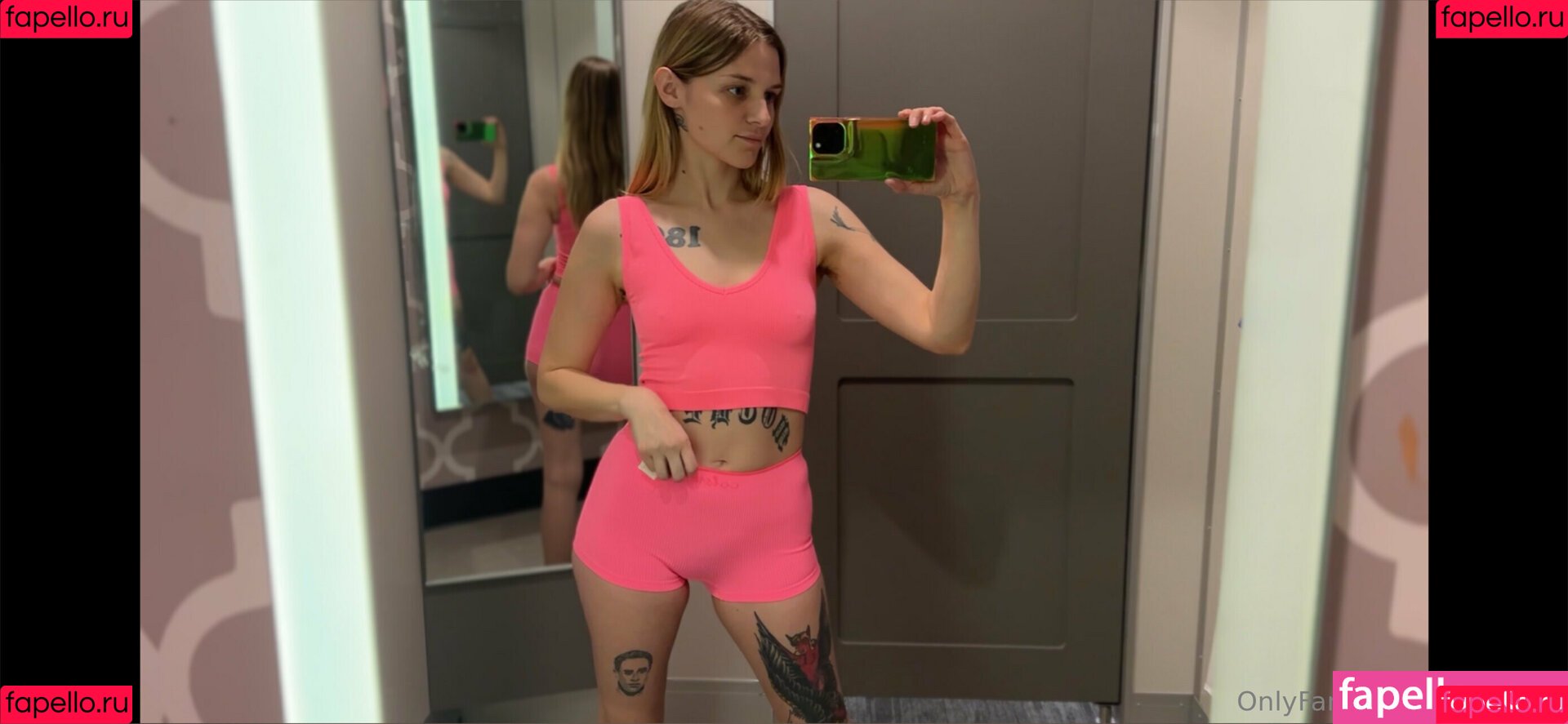 parisbush Onlyfans Photo Gallery 