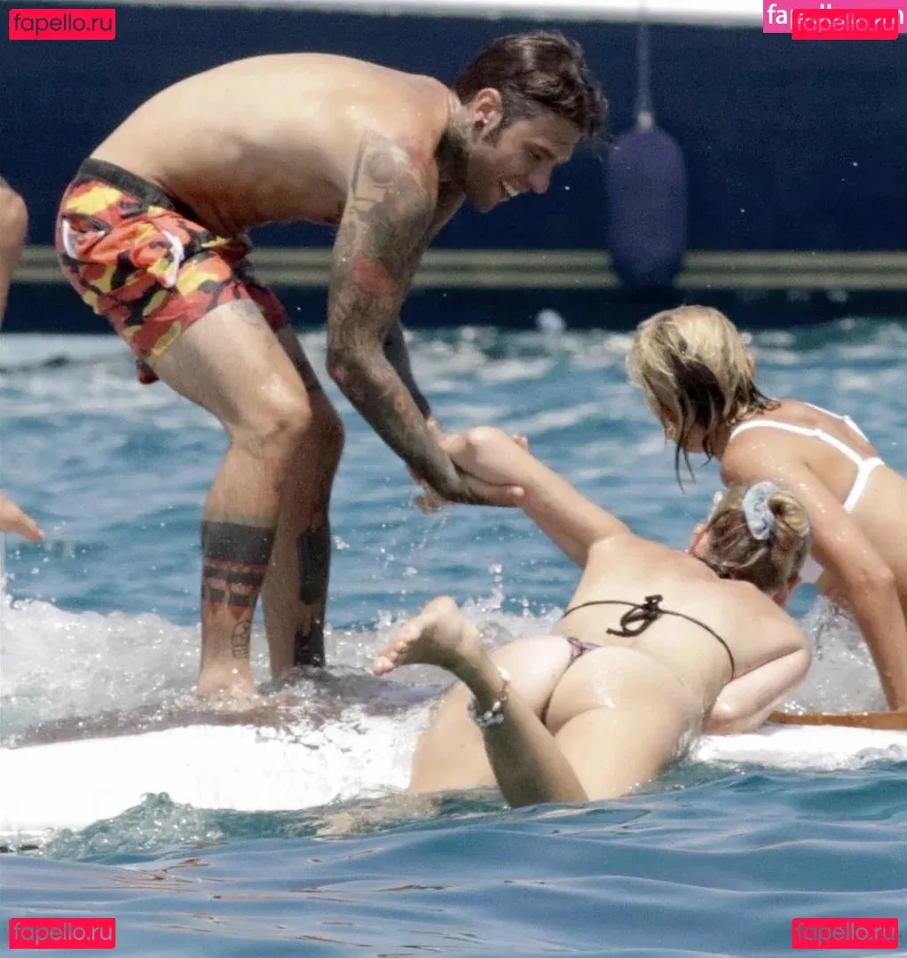 Chiara Ferragni Onlyfans Photo Gallery 