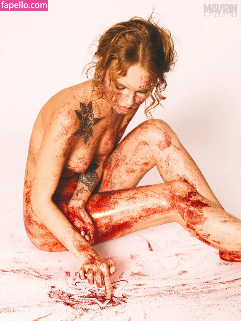 MAVRIN Magazine Onlyfans Photo Gallery 