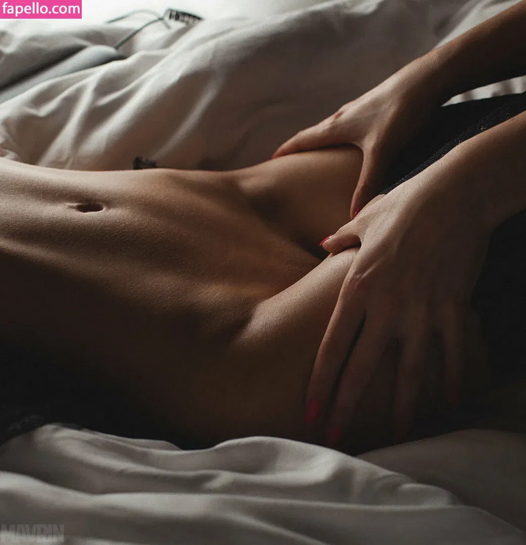 MAVRIN Magazine Onlyfans Photo Gallery 