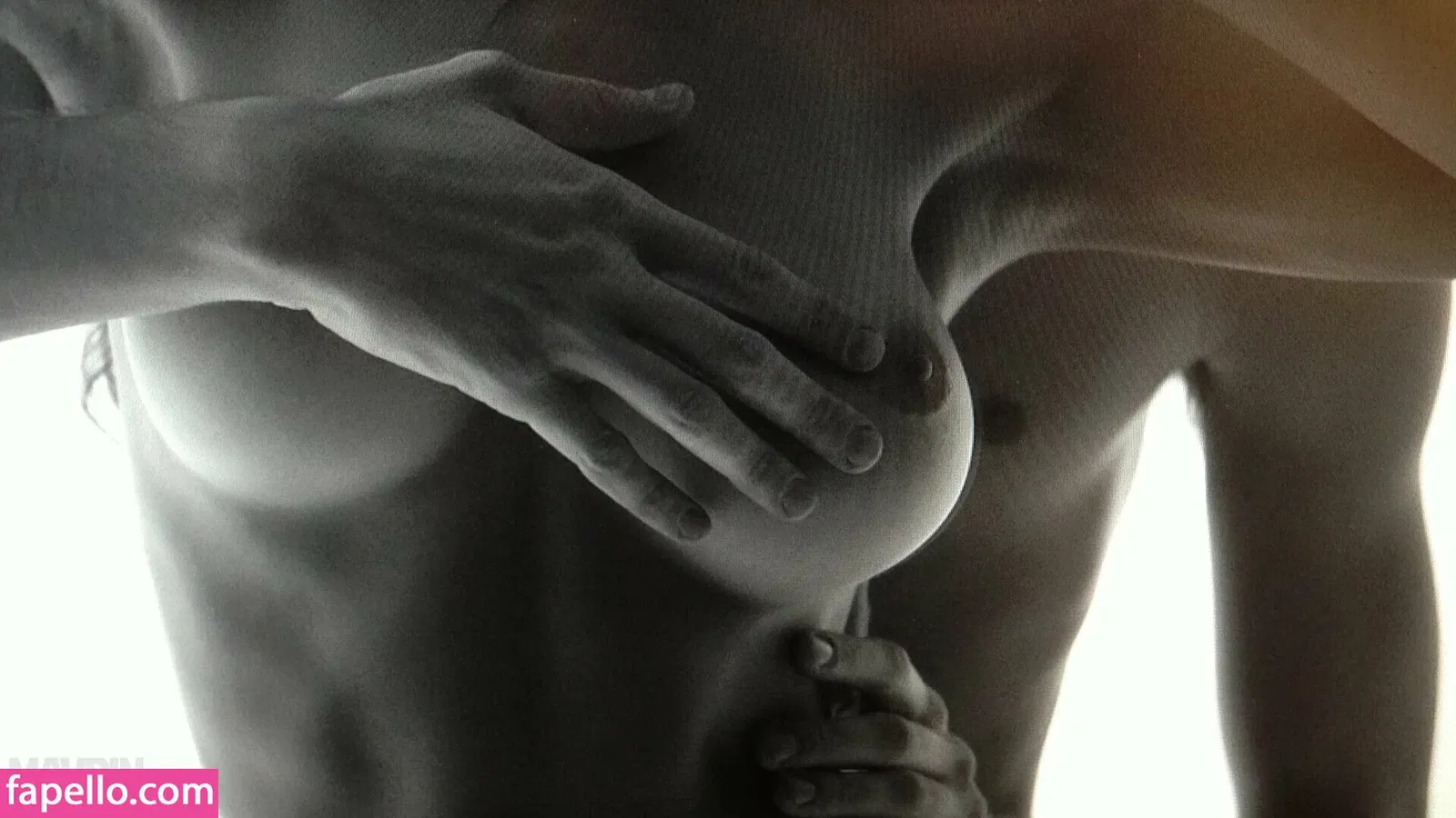 MAVRIN Magazine Onlyfans Photo Gallery 