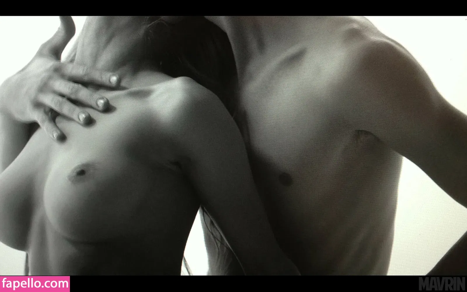 MAVRIN Magazine Onlyfans Photo Gallery 