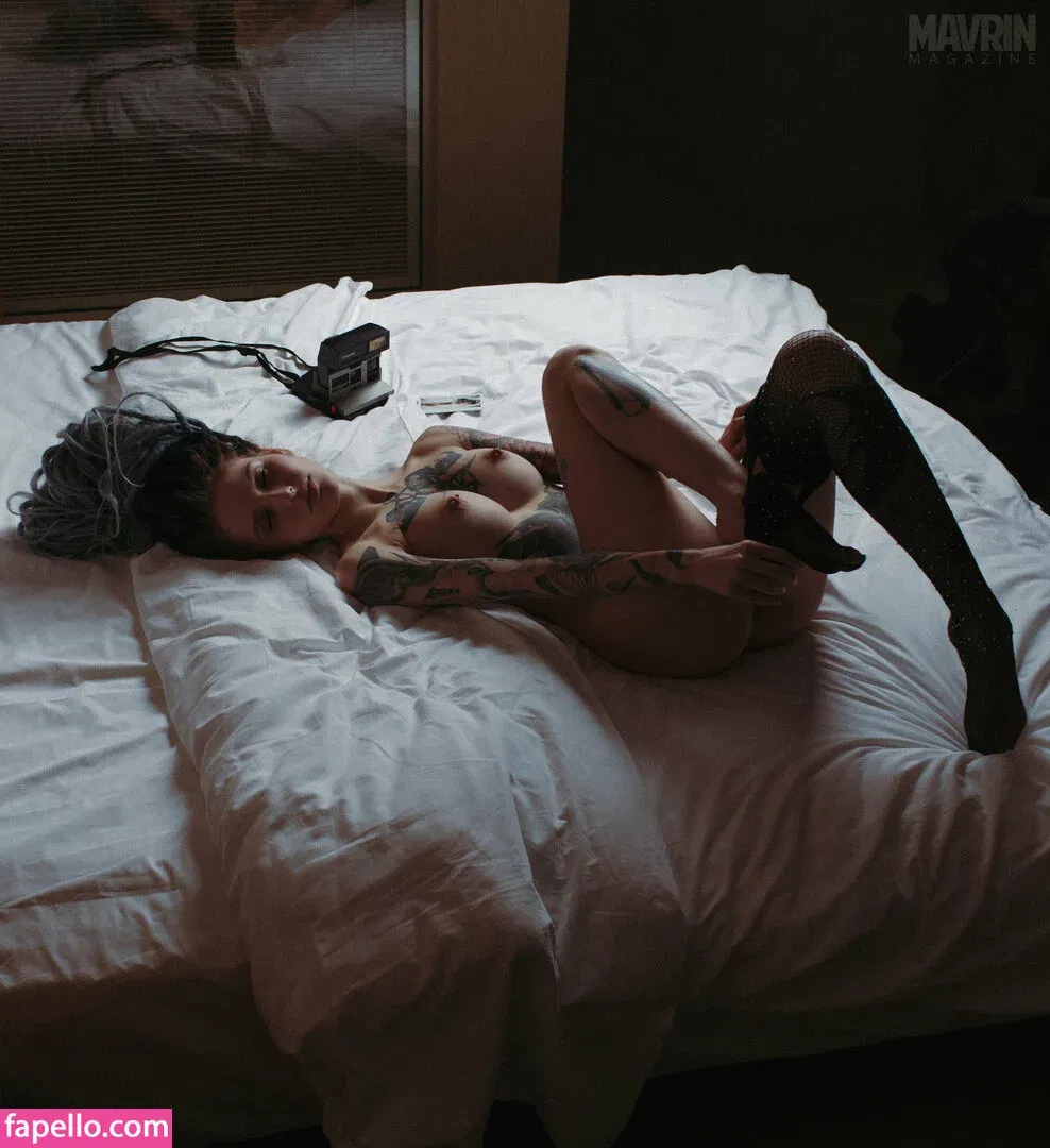 MAVRIN Magazine Onlyfans Photo Gallery 