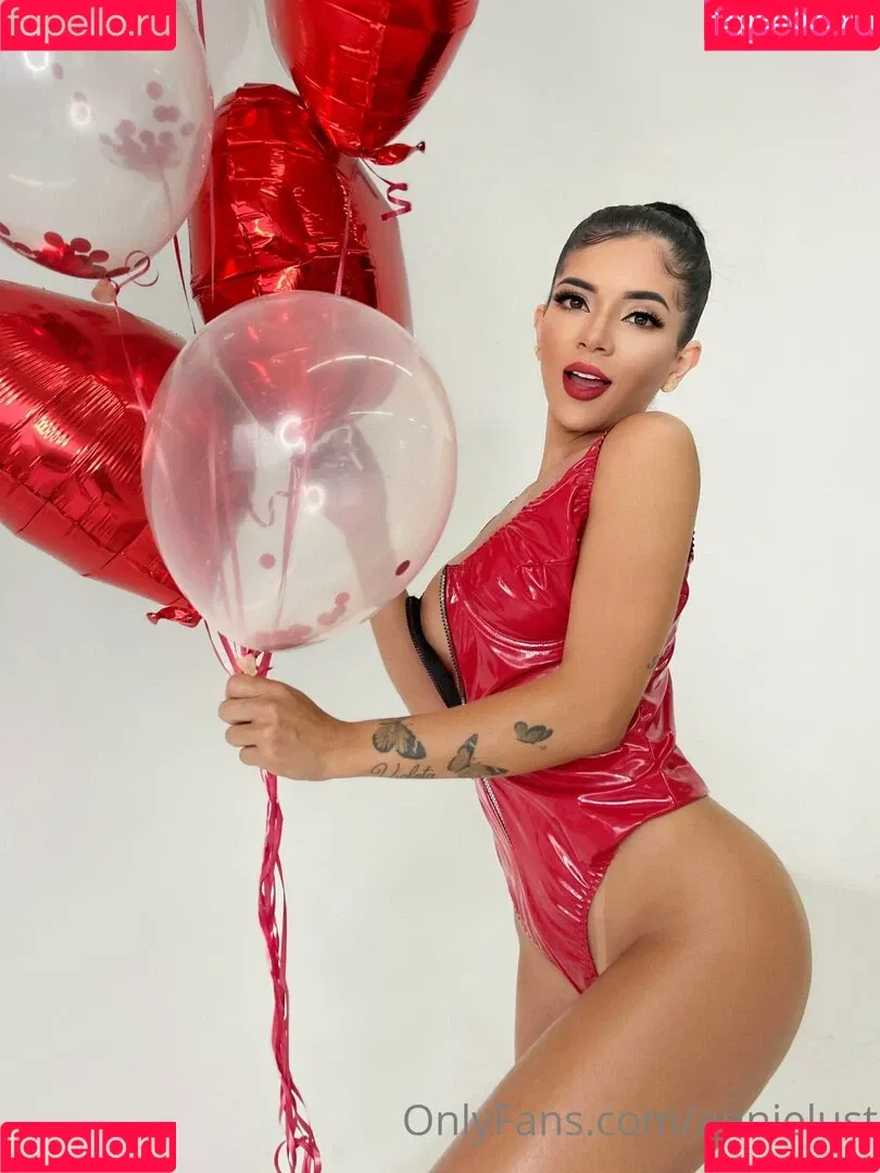 Annielust Onlyfans Photo Gallery 