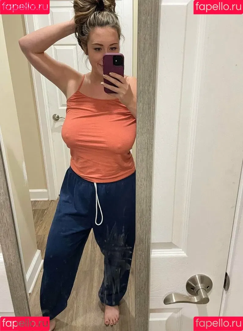 Momdd98 Onlyfans Photo Gallery 