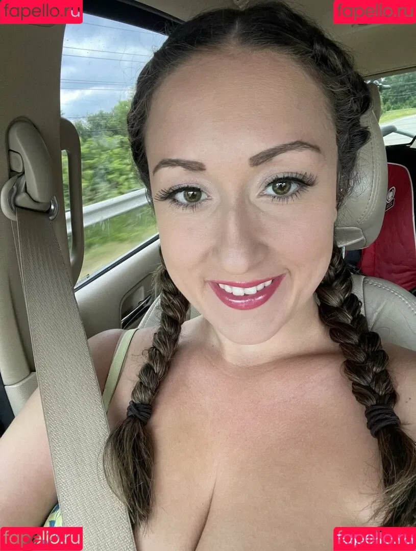 Momdd98 Onlyfans Photo Gallery 