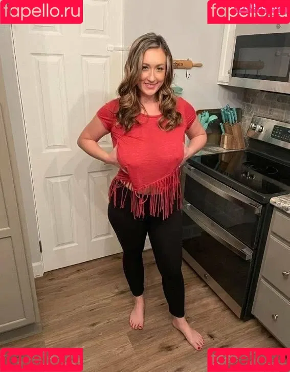 Momdd98 Onlyfans Photo Gallery 