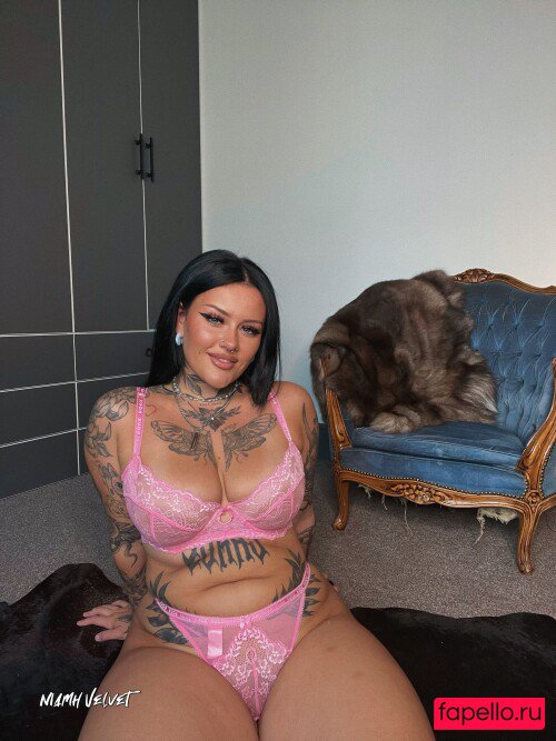 Niamh Onlyfans Photo Gallery 