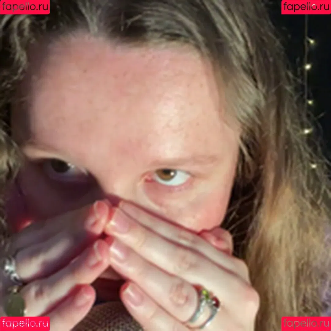 Kelly Belly ASMR Onlyfans Photo Gallery 