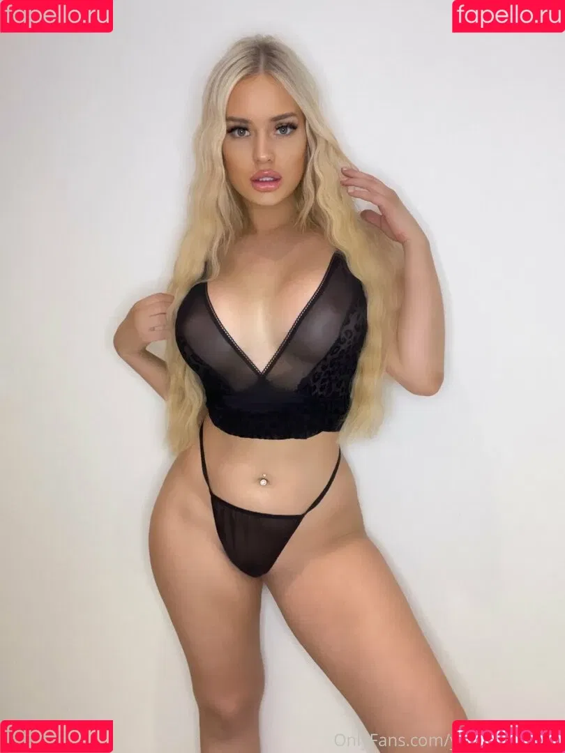 youngcharleyy Onlyfans Photo Gallery 