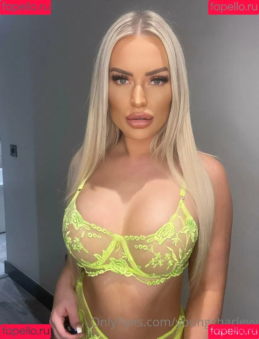 youngcharleyy Onlyfans Photo Gallery 