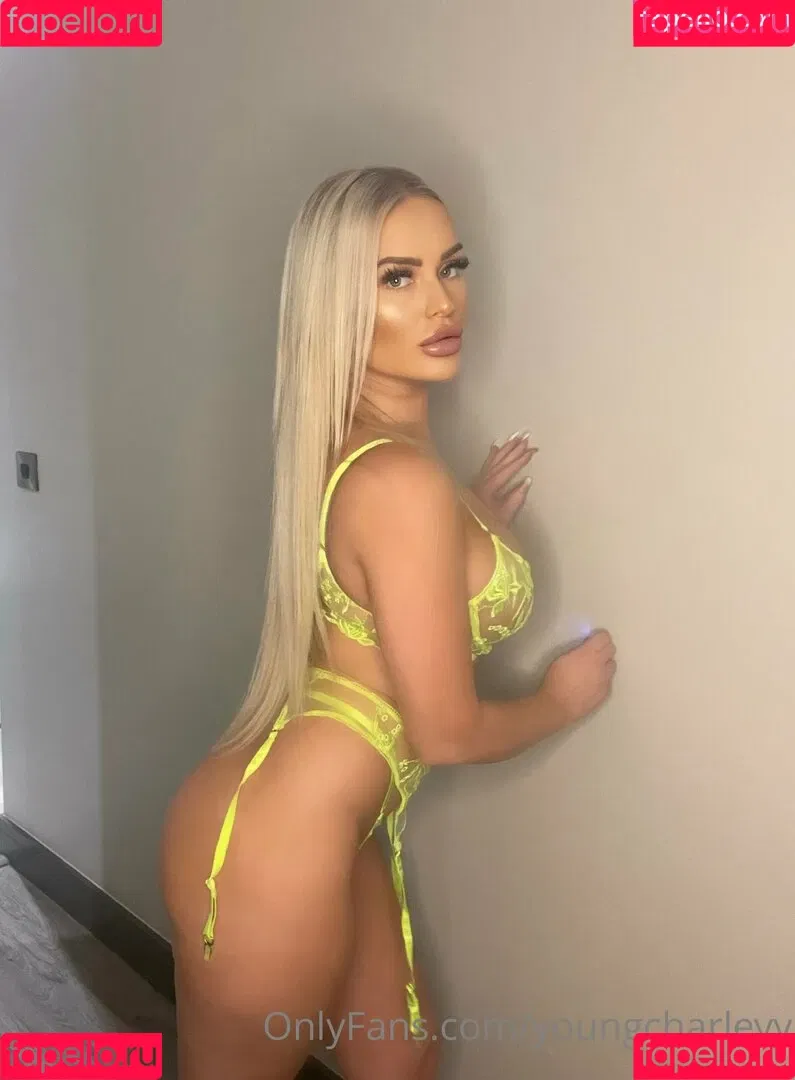 youngcharleyy Onlyfans Photo Gallery 