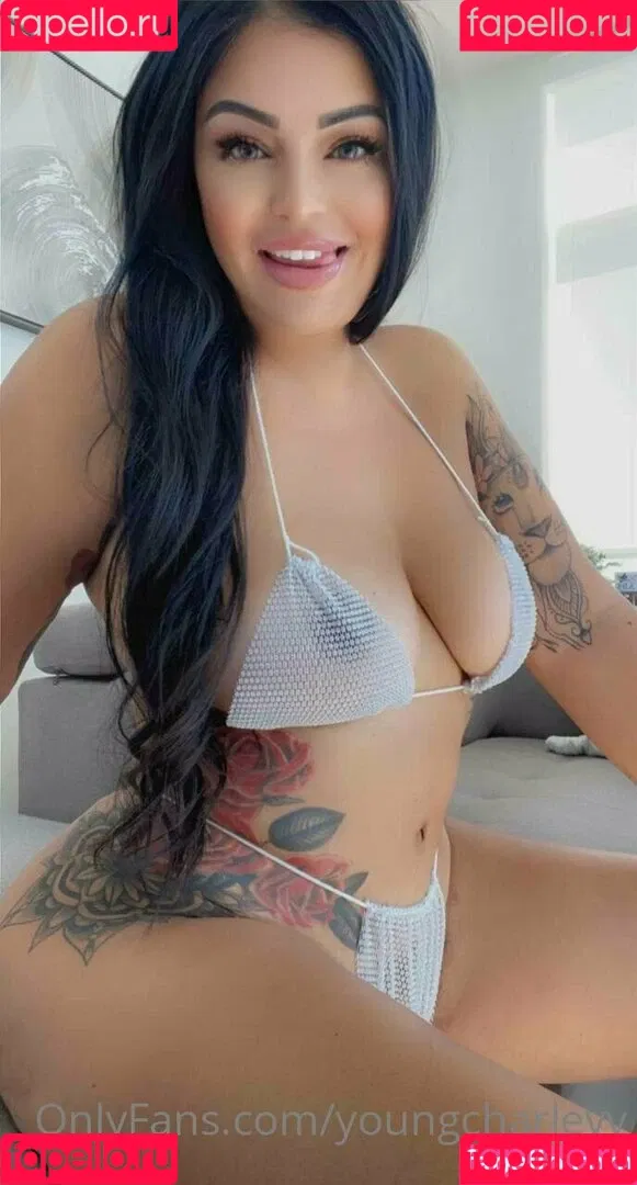 youngcharleyy Onlyfans Photo Gallery 