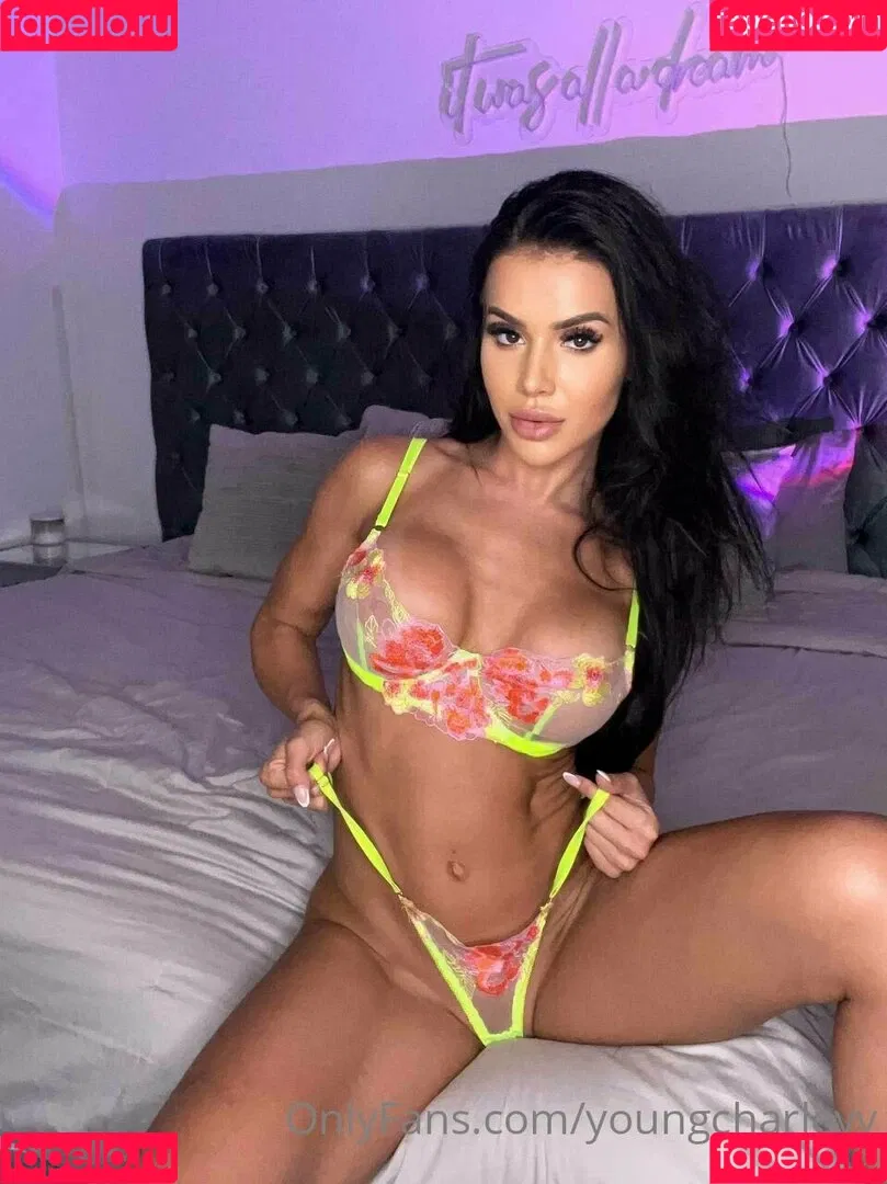 youngcharleyy Onlyfans Photo Gallery 