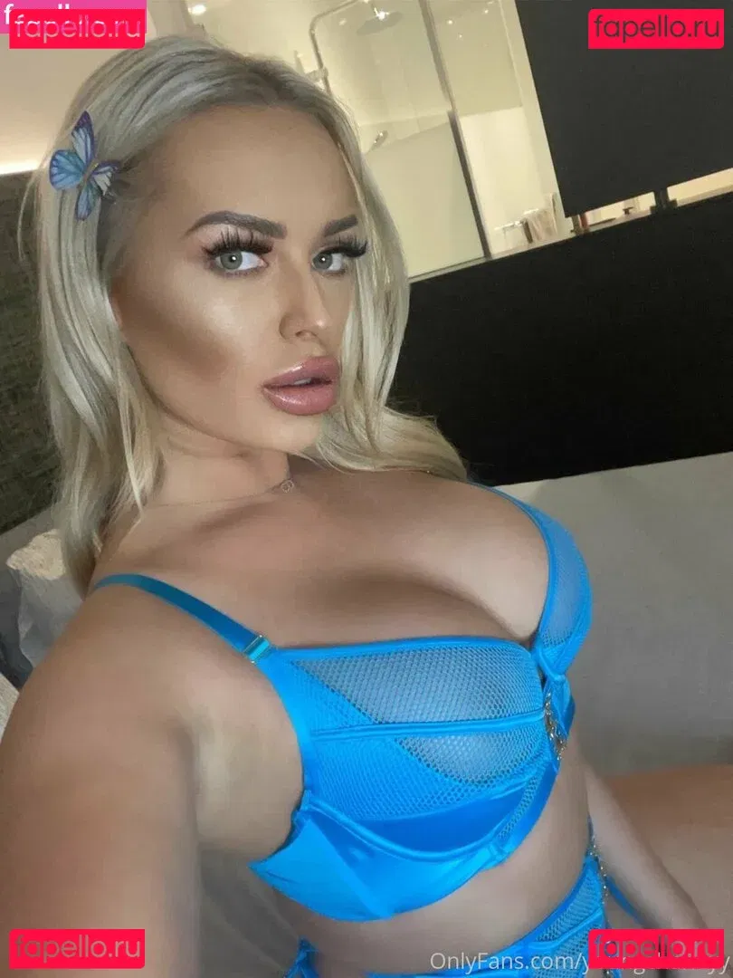 youngcharleyy Onlyfans Photo Gallery 