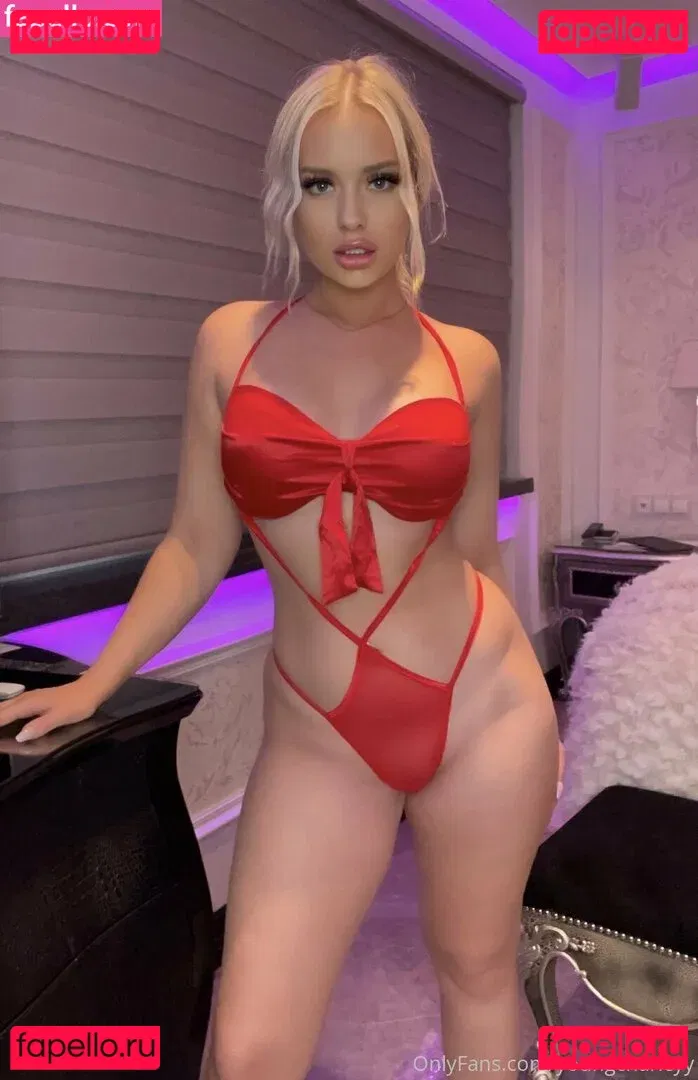 youngcharleyy Onlyfans Photo Gallery 