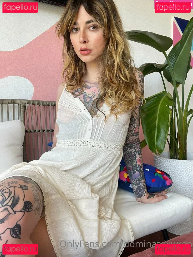 thewickedwren Onlyfans Photo Gallery 