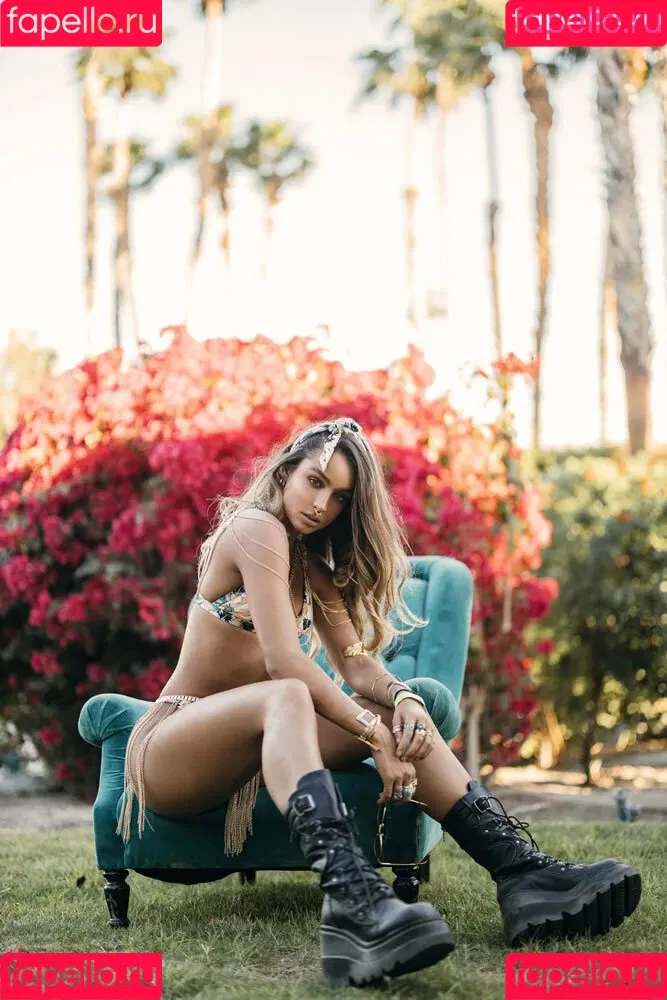 Sommer Ray Onlyfans Photo Gallery 