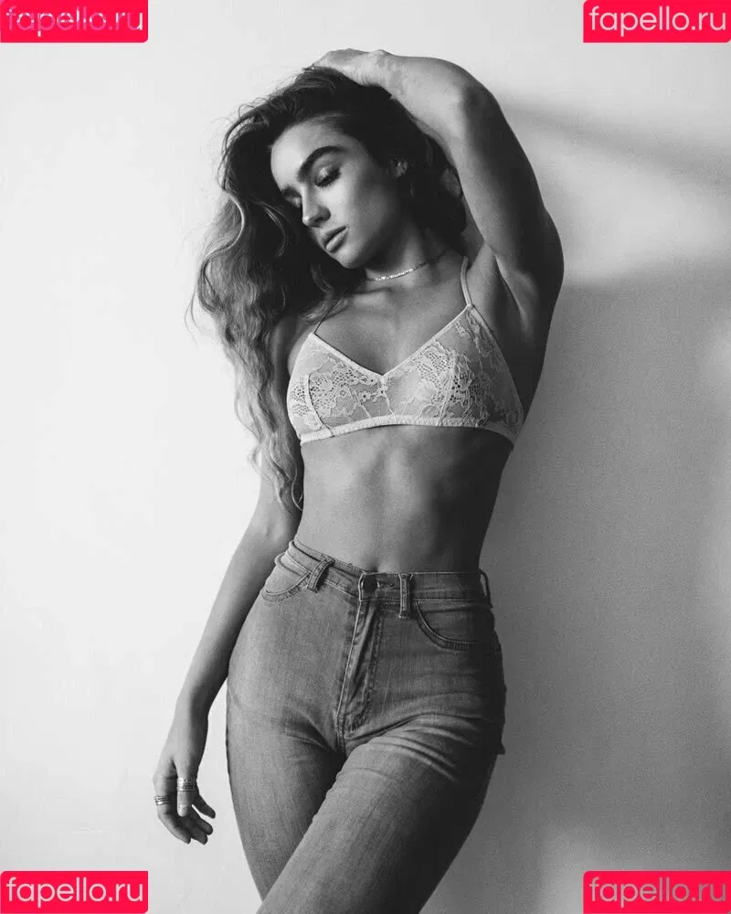 Sommer Ray Onlyfans Photo Gallery 