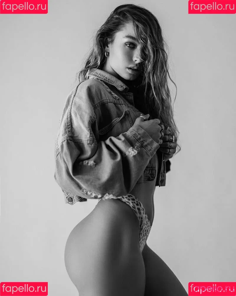 Sommer Ray Onlyfans Photo Gallery 